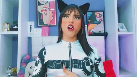 Snapshot of valentina_princess_ chatting on February 23, 9:11 am valentina_princess_ online show from February 23, 9:11 am