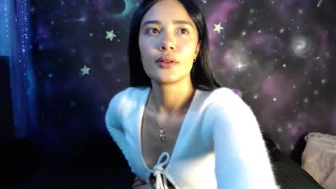 valentinarojass_ online show from February 7, 3:26 pm