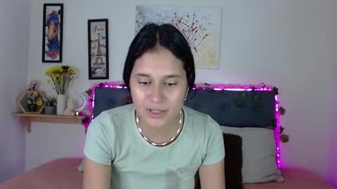 Snapshot of valentini_villa chatting on September 25, 8:38 pm V A L E N T I N I online show from September 25, 8:38 pm