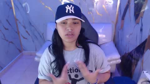 Snapshot of valeri_harpers4 chatting on September 24, 3:08 pm valeri_harpers4 online show from September 24, 3:08 pm