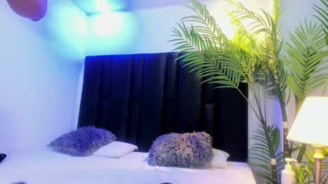 valeri_tafur online show from September 19, 11:14 am