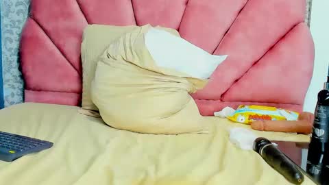 Costume lover online show from September 28, 4:16 pm