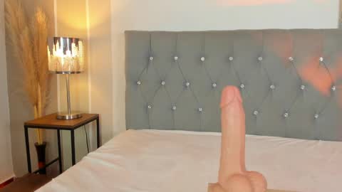 Snapshot of valeriavibes chatting on February 11, 8:31 pm Valeria online show from February 11, 8:31 pm