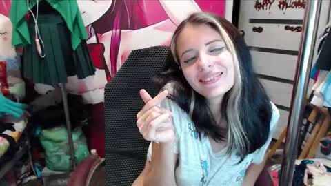 Snapshot of valeriaxkiss chatting on October 15, 5:47 pm ValeriaXKiss online show from October 15, 5:47 pm