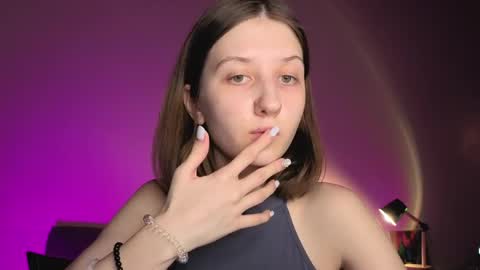 Kristi moony online show from April 8, 9:07 pm