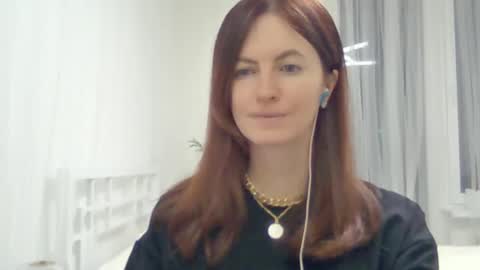 valerie_rose777 online show from December 26, 3:53 pm