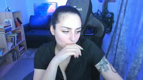 Valerie online show from April 2, 2:02 pm