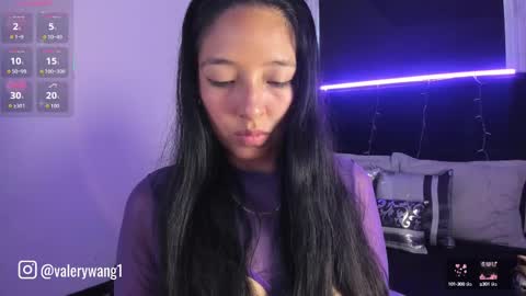 Snapshot of valery_wang chatting on September 18, 12:09 pm Val online show from September 18, 12:09 pm