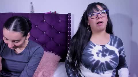 Valkiria and Dione online show from February 23, 7:27 pm