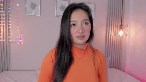 Snapshot of valleriie_ chatting on October 7, 2:46 pm valleriie_ online show from October 7, 2:46 pm
