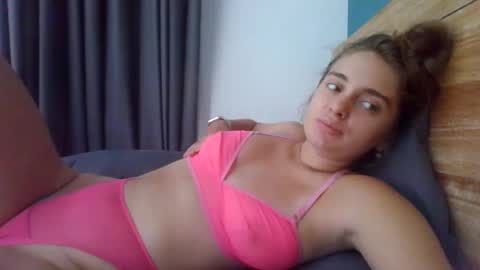 valure_lera online show from February 26, 5:57 am