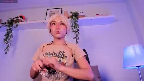 vamp  online show from December 18, 12:17 am