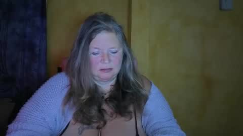 vampwoman online show from January 7, 10:09 am