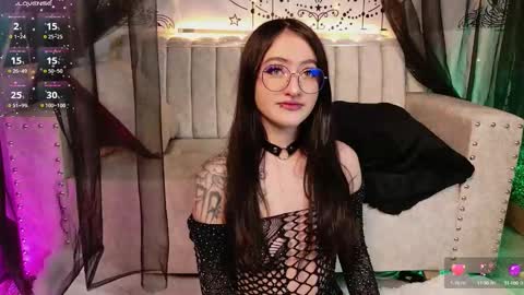Follow me in me ONLYFANS Giselxox online show from October 19, 9:08 pm
