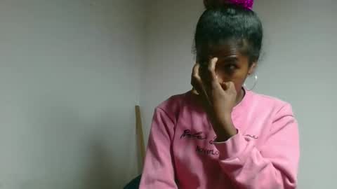 vanafiry online show from April 19, 5:41 am