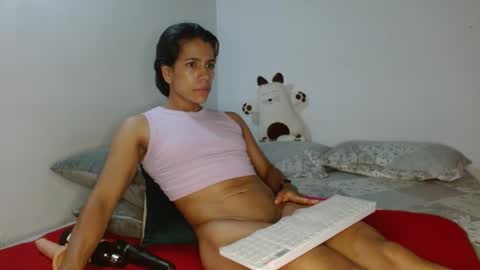 Snapshot of vanessa_aniston83 chatting on January 20, 1:50 am vanessa online show from January 20, 1:50 am
