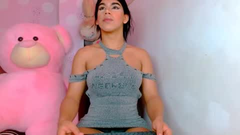 vanessa online show from December 2, 12:12 am