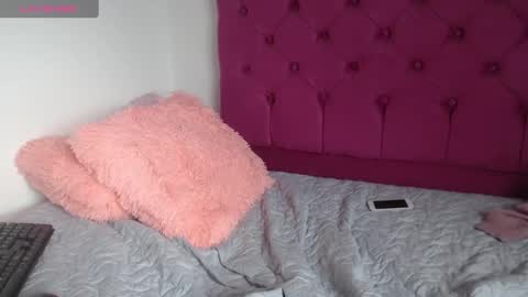 Vanessa  online show from December 5, 7:21 am