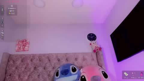 vanessacastroo online show from February 13, 9:51 pm