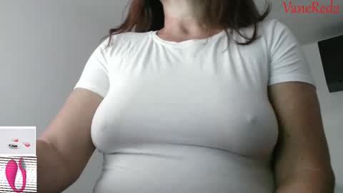 Vanesared2 online show from January 18, 11:03 pm