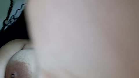 Snapshot of vanessareign chatting on October 8, 12:22 pm vanessareign online show from October 8, 12:22 pm