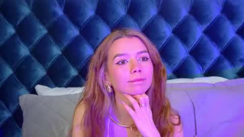 VanessaVienne online show from January 19, 4:28 pm