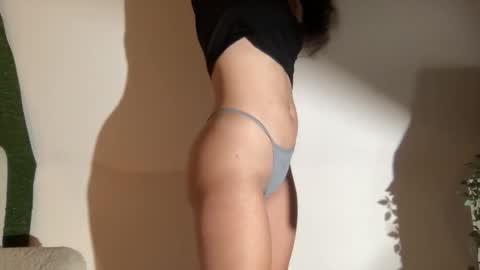 Snapshot of vani_vibez chatting on October 8, 3:34 am Vani vibez online show from October 8, 3:34 am