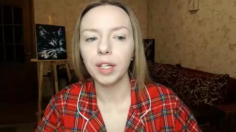 VanillaMuffin online show from March 4, 6:58 am