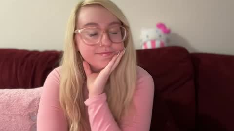 vanillapuddingpie online show from January 27, 12:54 am