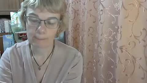 Snapshot of vanillaxcreamy chatting on February 17, 3:44 pm Vanillaxcreamy online show from February 17, 3:44 pm