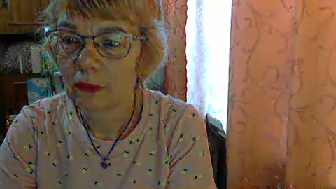 Snapshot of vanillaxcreamy chatting on February 16, 11:05 am Vanillaxcreamy online show from February 16, 11:05 am