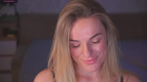 Sophie online show from April 2, 11:22 pm