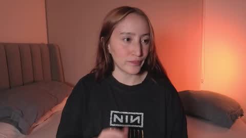 Elizabeth online show from February 2, 11:56 pm