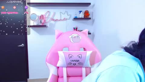 Vanesa online show from February 6, 8:34 pm