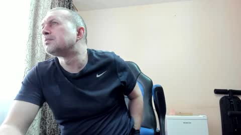 vano_822 online show from April 14, 8:50 am