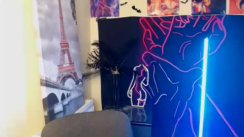 Snapshot of vanrey_ chatting on October 24, 8:59 am Vanessa online show from October 24, 8:59 am