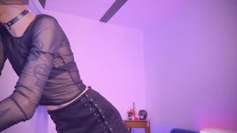 Snapshot of varya_ferreira chatting on January 24, 1:03 am  Varya Ferreira - independent model  online show from January 24, 1:03 am