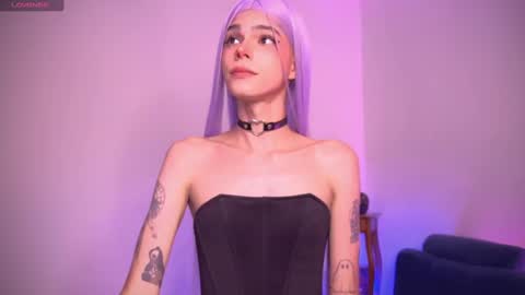 Snapshot of varya_ferreira chatting on March 1, 2:04 am  Varya Ferreira - independent model  online show from March 1, 2:04 am
