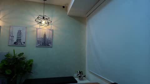 Snapshot of vctoria_collins_ chatting on September 15, 1:01 pm Victoria online show from September 15, 1:01 pm