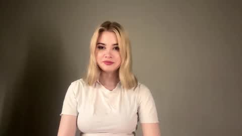 Monika online show from February 22, 3:03 pm