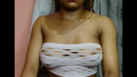 vee62 online show from February 16, 11:25 pm