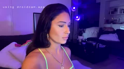 VeeDeeDuo online show from December 17, 8:26 pm