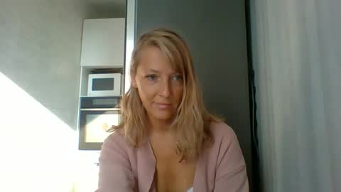 Snapshot of veessa chatting on September 20, 4:59 am Veessa online show from September 20, 4:59 am