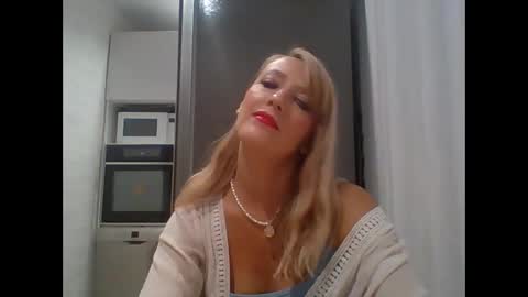 Snapshot of veessa chatting on October 17, 5:06 pm Veessa online show from October 17, 5:06 pm