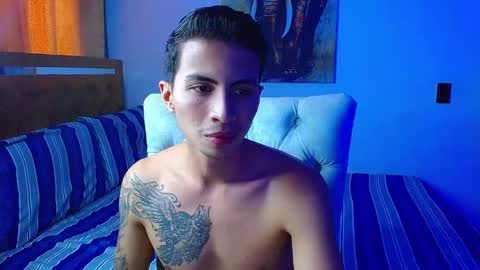 velk_hot1 online show from February 26, 1:58 pm