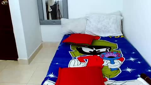 velk_hot1 online show from November 14, 12:13 am