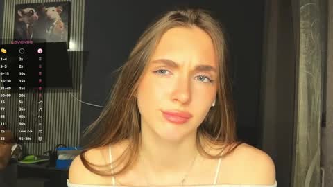 Nia online show from April 29, 5:30 pm