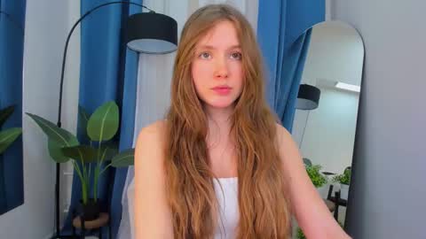 velvet_cherry online show from February 9, 6:26 pm