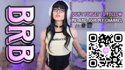 Snapshot of velvet_ludo chatting on October 15, 2:15 am Call me Ludo online show from October 15, 2:15 am