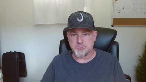 velvetknight97 online show from March 4, 7:55 pm